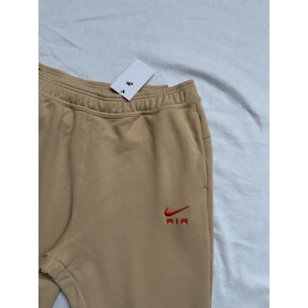 New Nike Sweatpants Joggers Beige Men's Size Large DV9845-252 Nike Sweats Men's - Picture 5 of 11